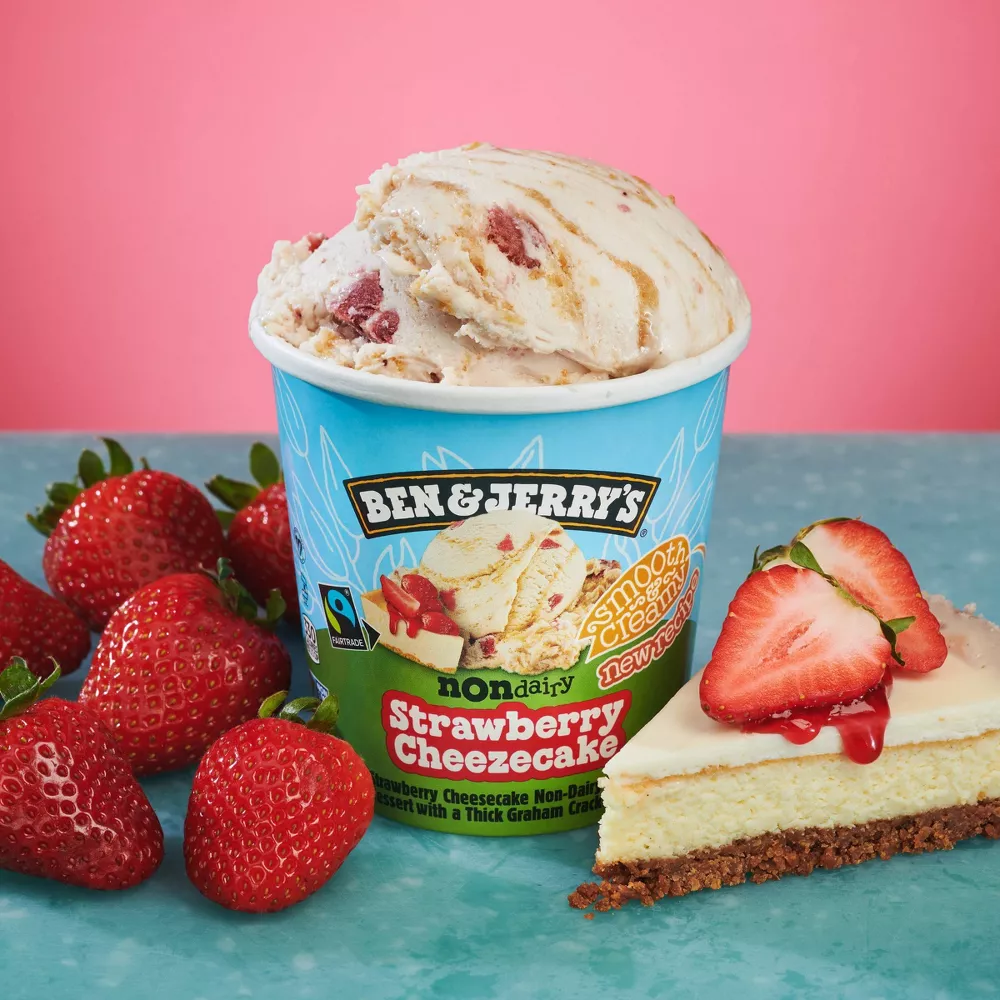 Ben & Jerry's Strawberry Cheezecake