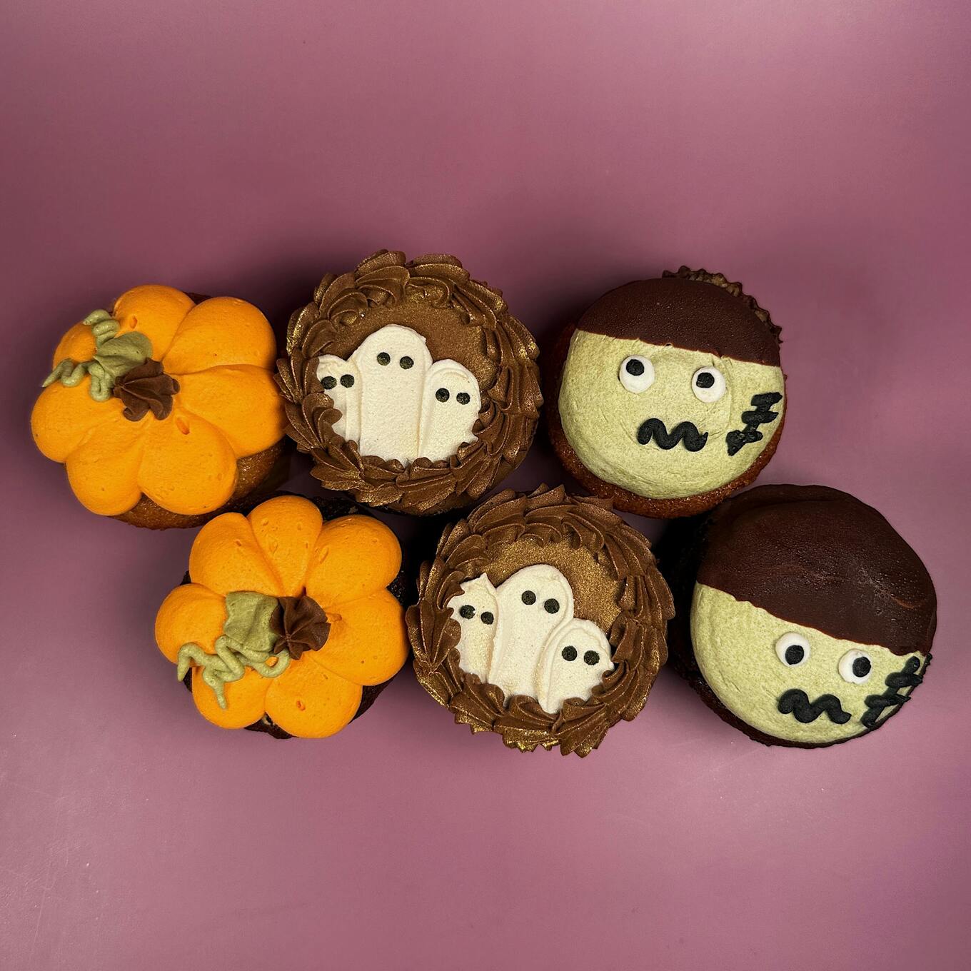 Erin McKenna Bakery Halloween cupcake set