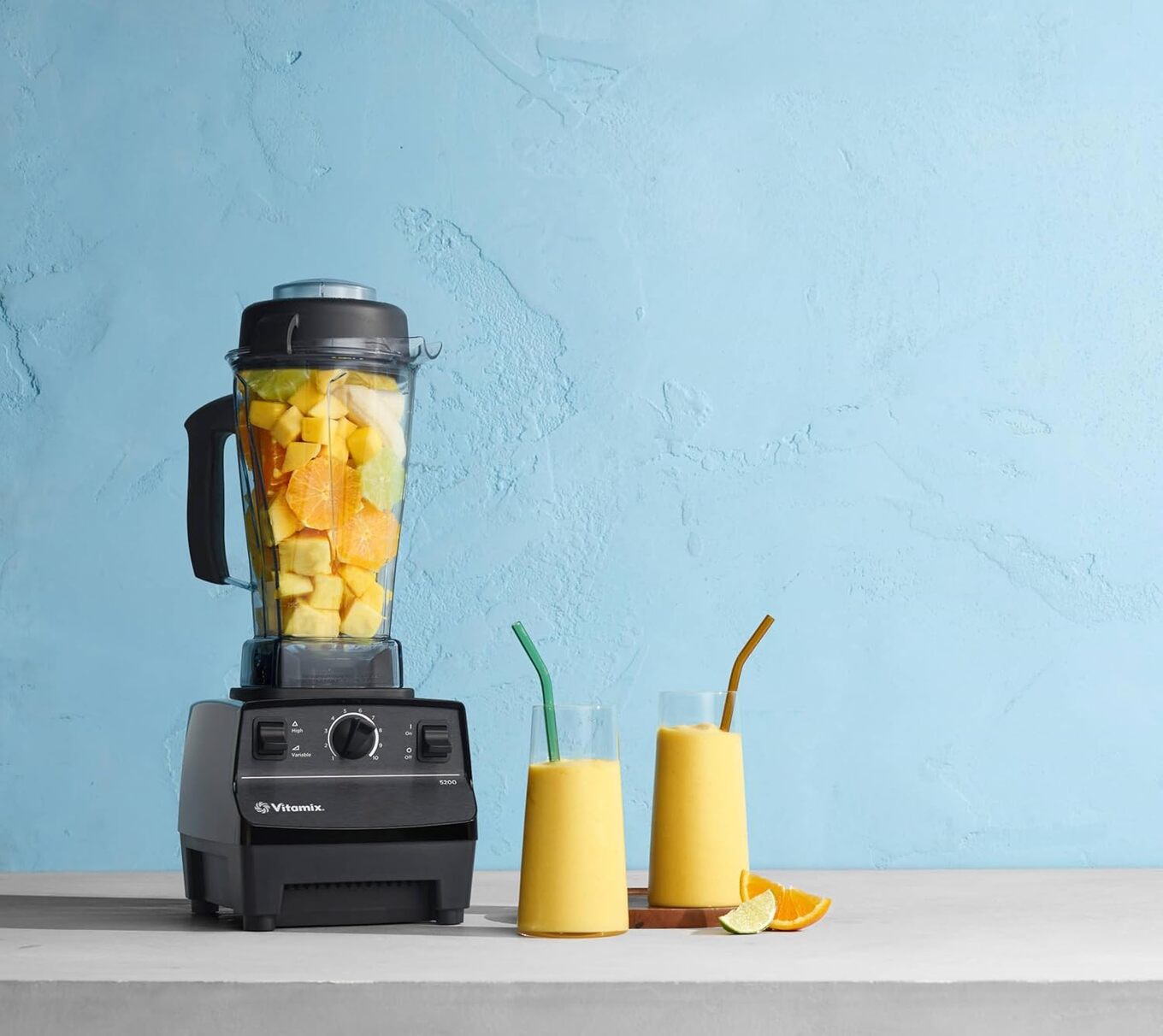  Vitamix 5200 Blender 