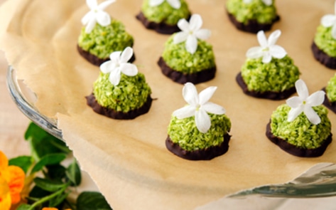 Springtime Macaroons