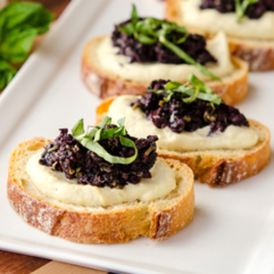 Cauliflower-Cashew Crostini With Portabello Tapenade