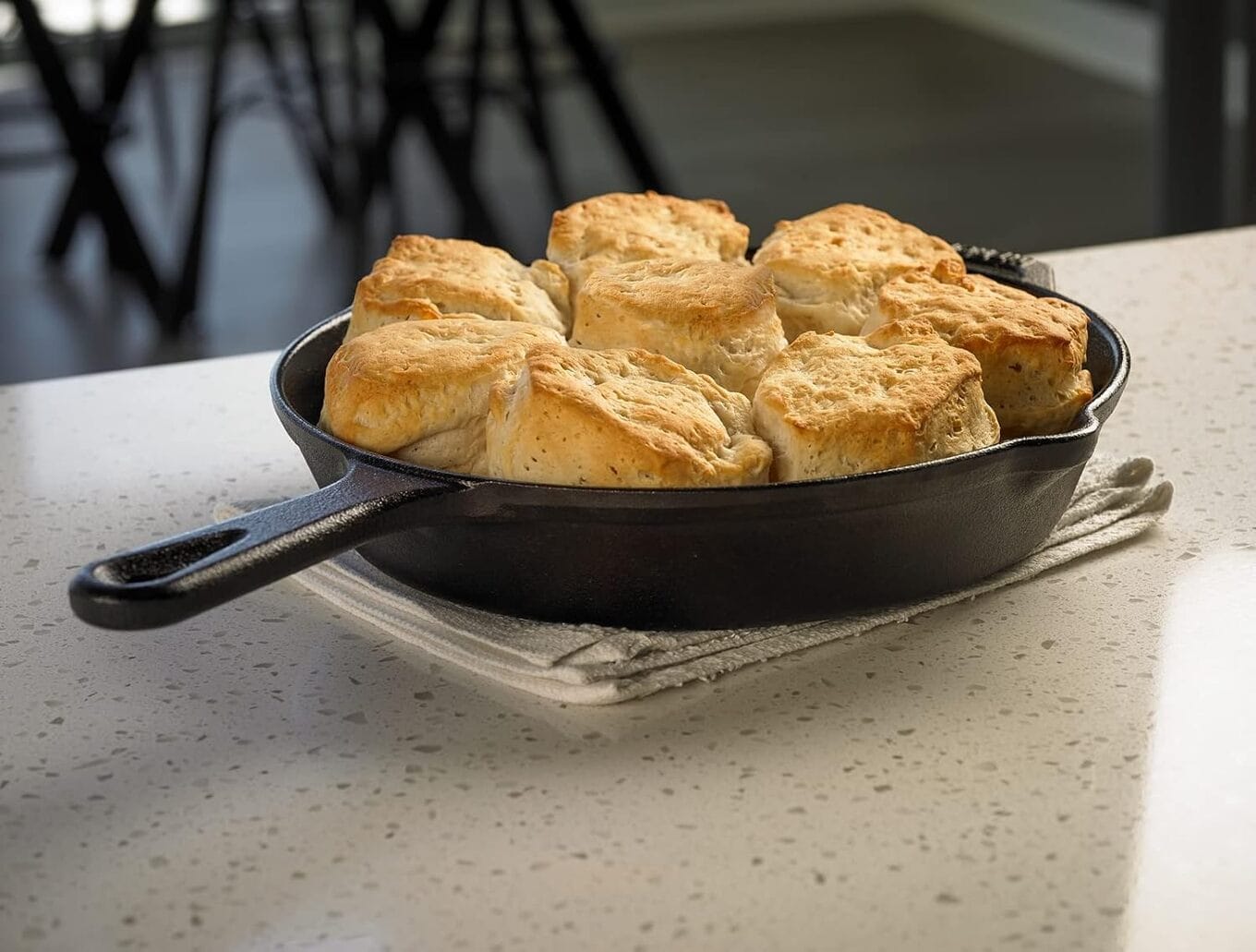 Mercer Culinary Pre-Seasoned Cast Iron Skillet