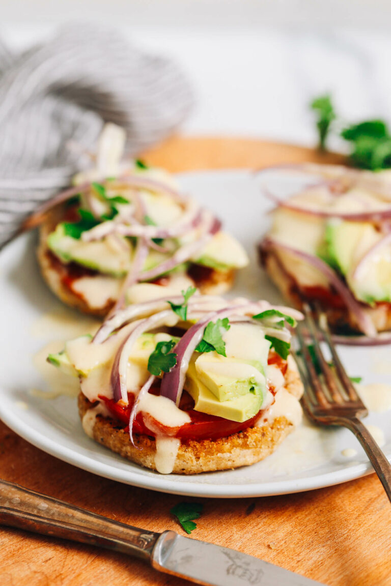Vegan Eggs Benedict With Avocado