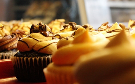 Fun with Vegan Bakery Sticky Fingers