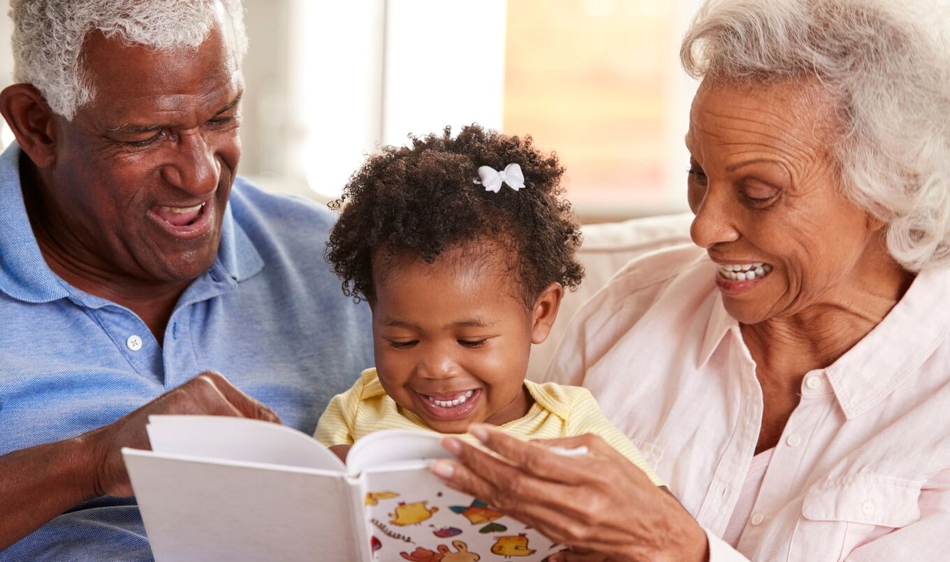 grandparents with grandkid