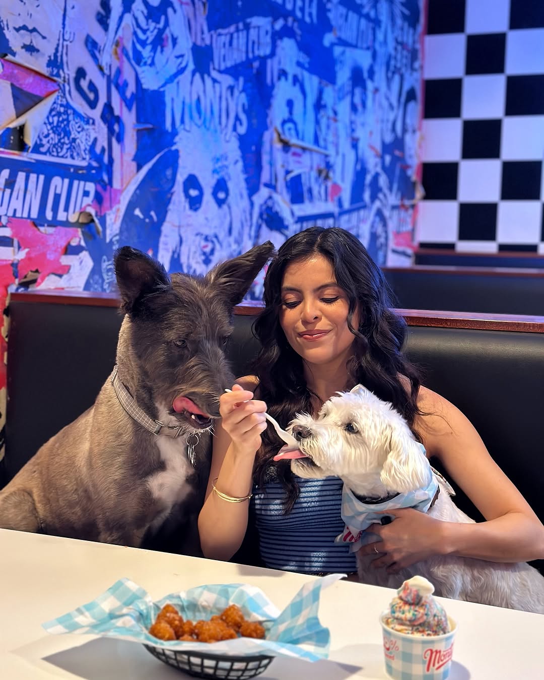 dogs at montys good burger