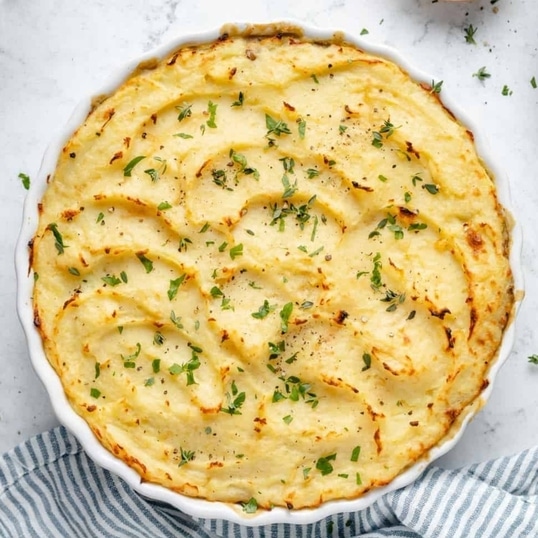 These Meatless Shepherd’s Pie Recipes Will Keep You Warm All Winter Long