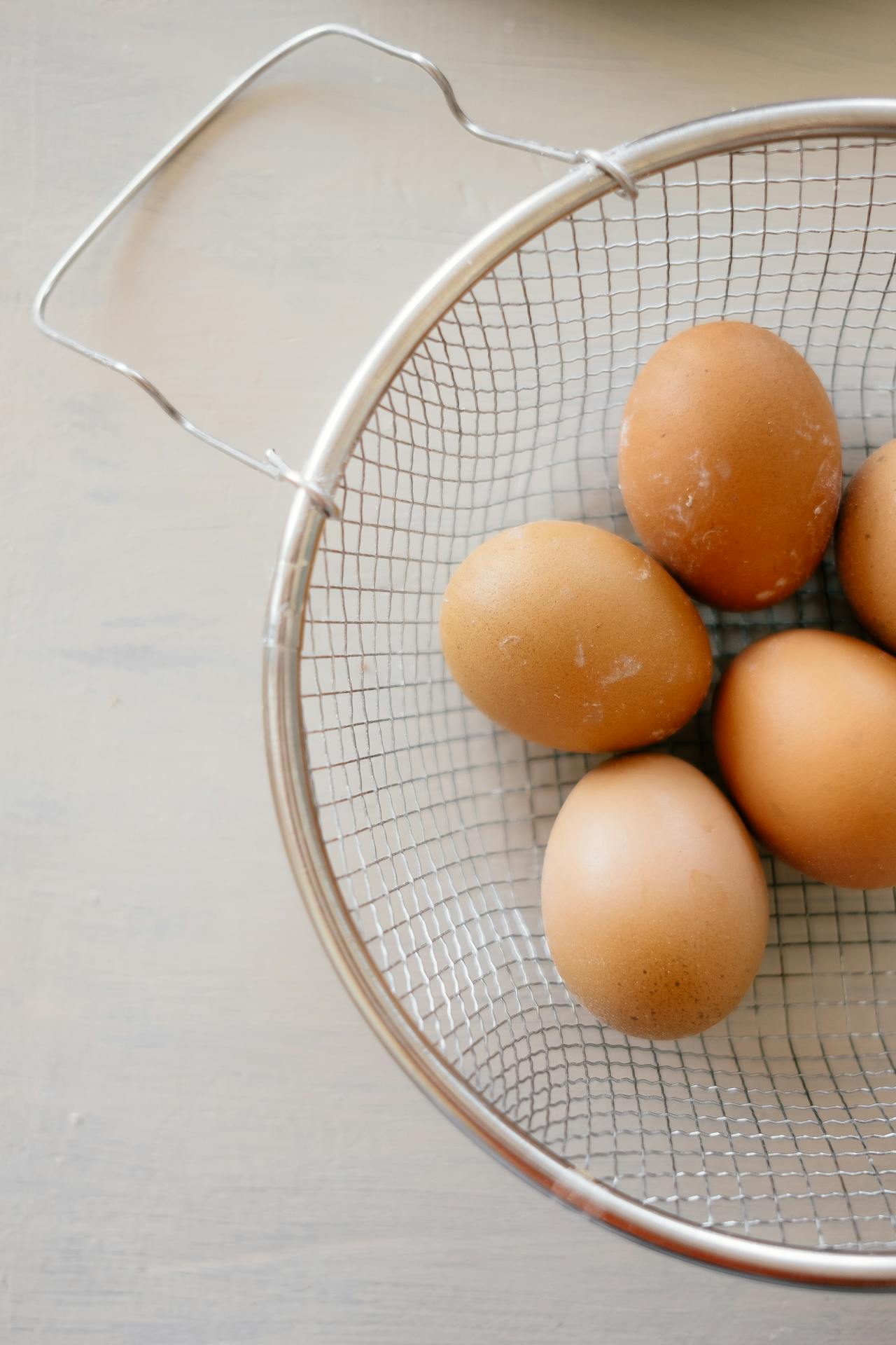 eggs in colander