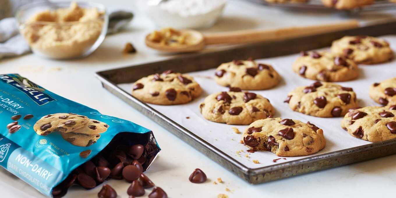 GHIRARDELLI Non-Dairy Dark Chocolate Chips