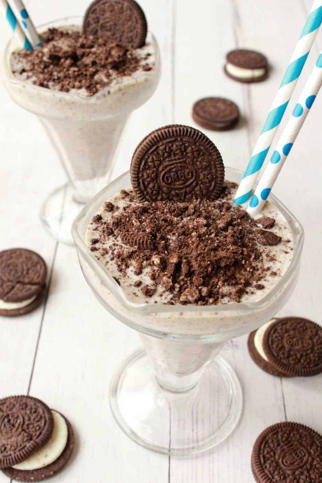 Vegan Oreo Milkshake