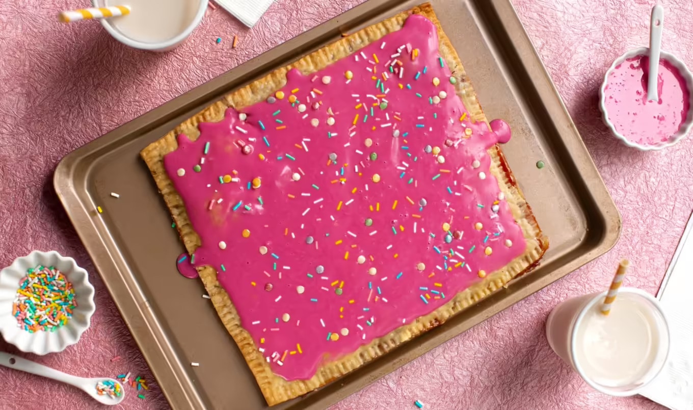 VegNews.PopTart.HannahKaminsky