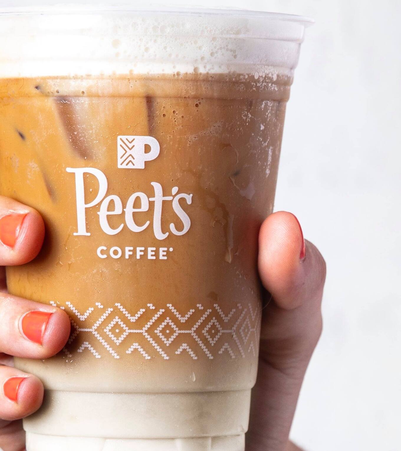  Cold brew oat latte