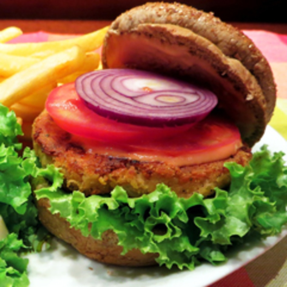 Smoked Chickpea Burgers With Barbecue Aioli