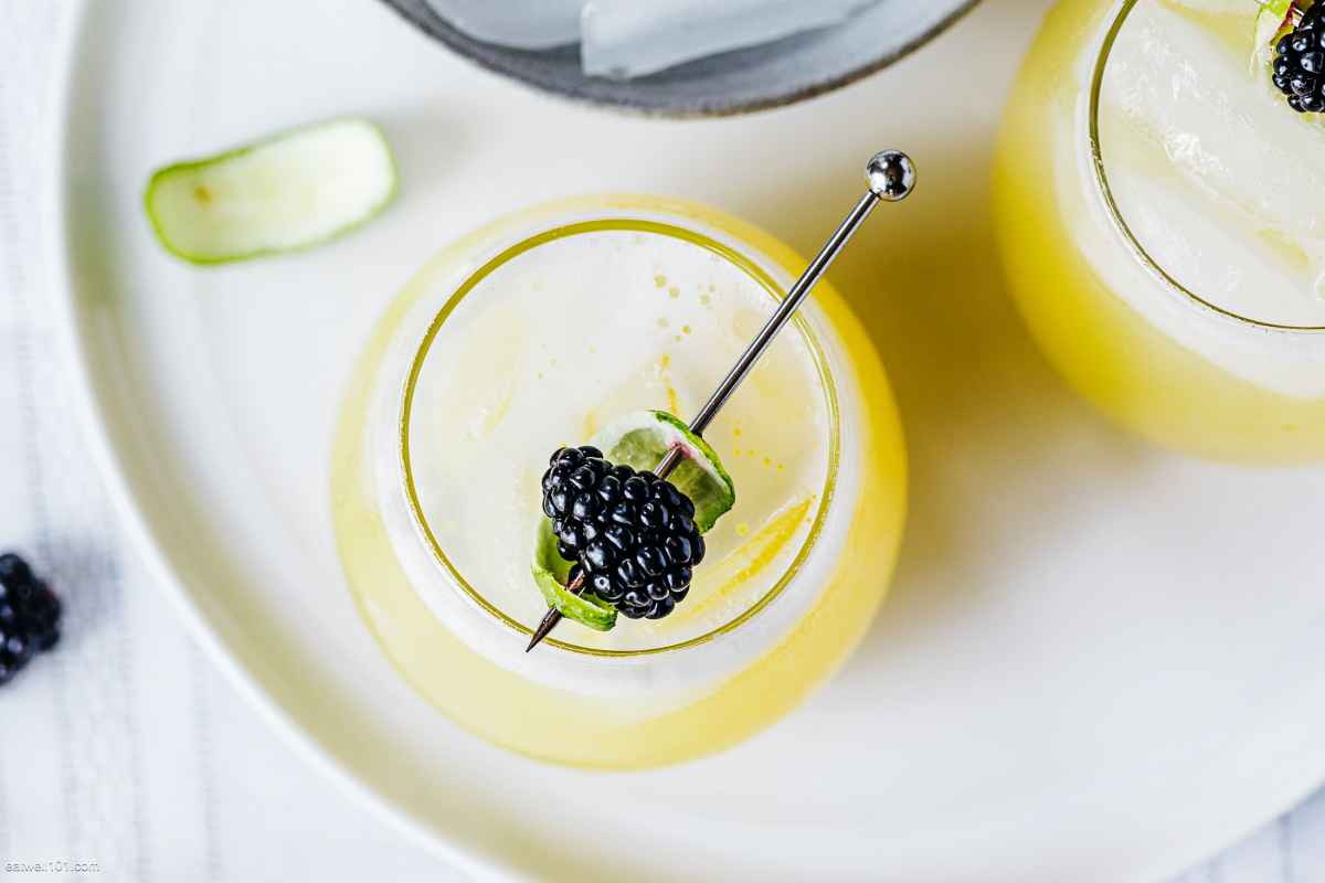  Hawaiian Pineapple Cosmopolitan Cocktail 