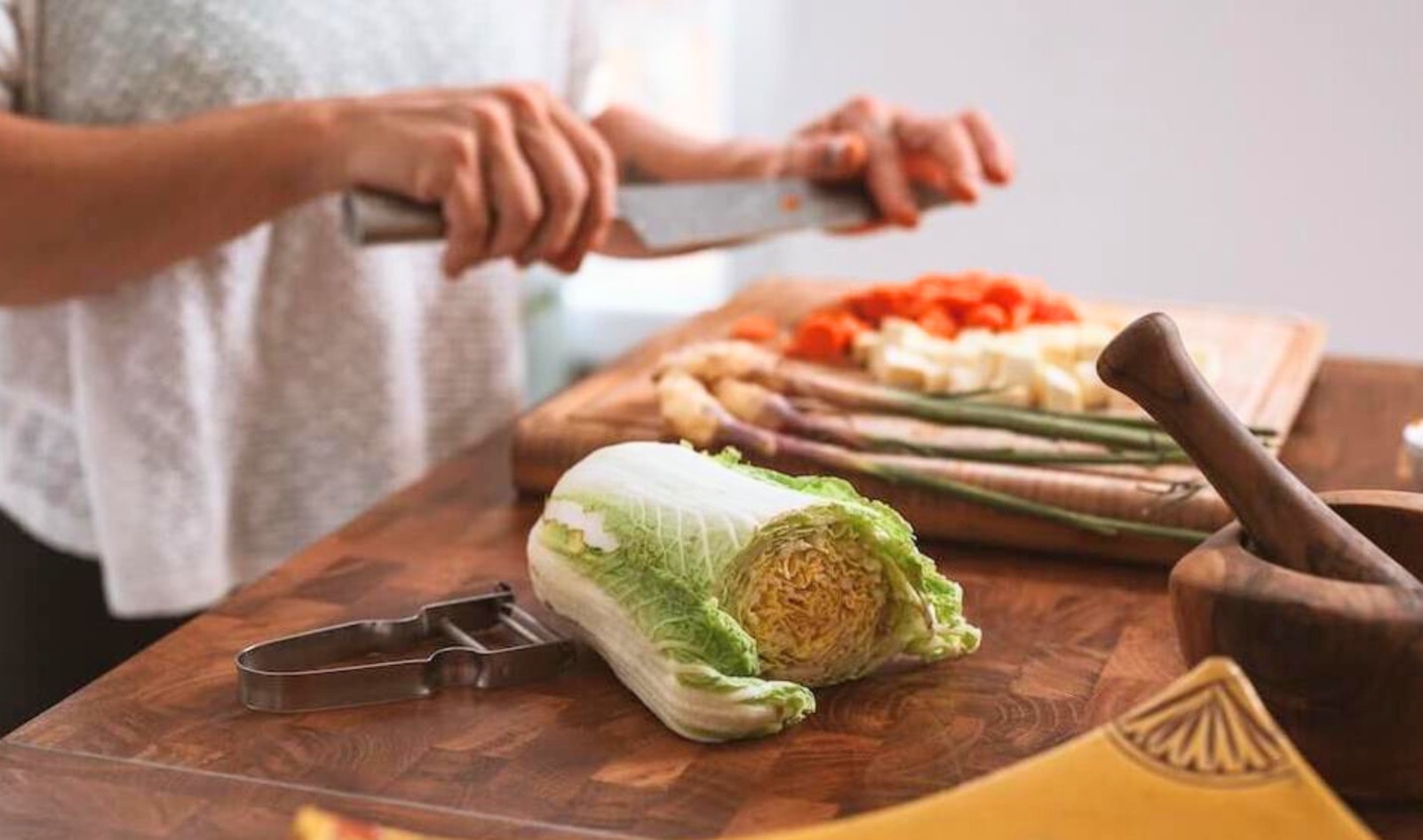Can a Vegan Diet Help Crohn's Disease? We Asked the Experts