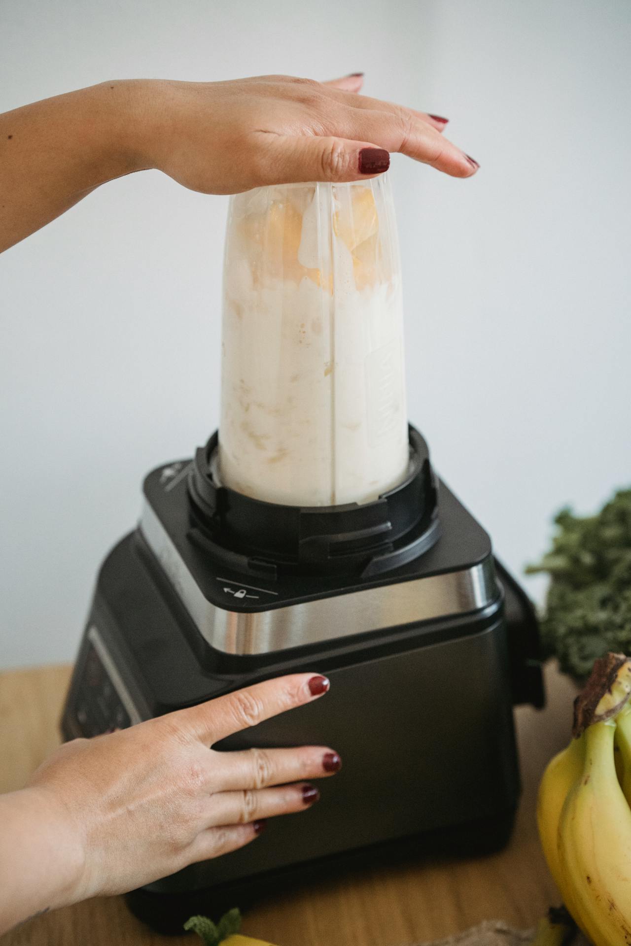 making banana shake