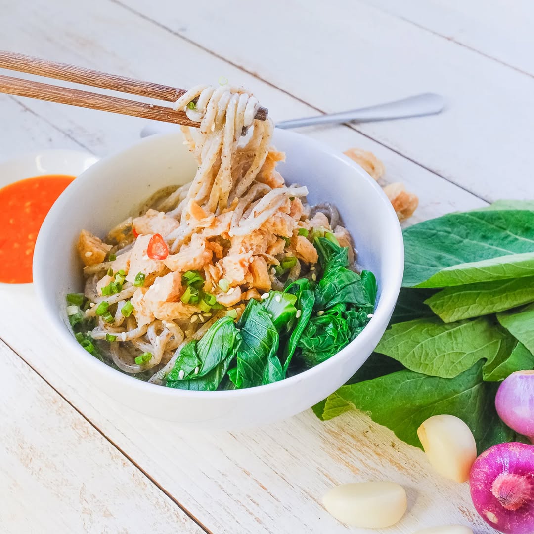 Kood Kolaborasi Untuk Desa noodle dish