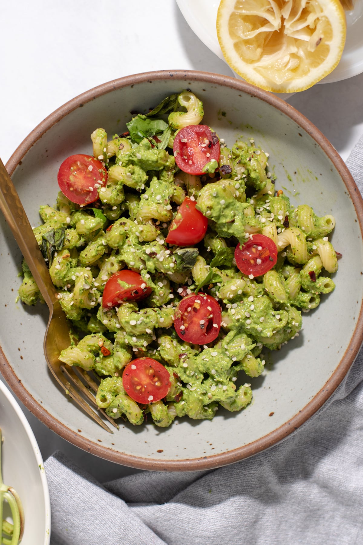 avocado-pesto-pasta