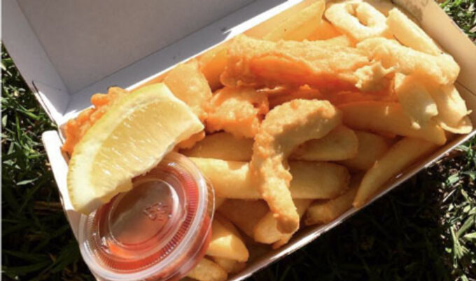 VegNews.FishNChips