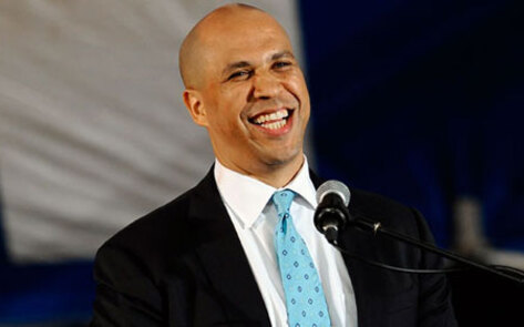 <i>Wall Street Journal</i> Spotlights Vegan Senator Cory Booker