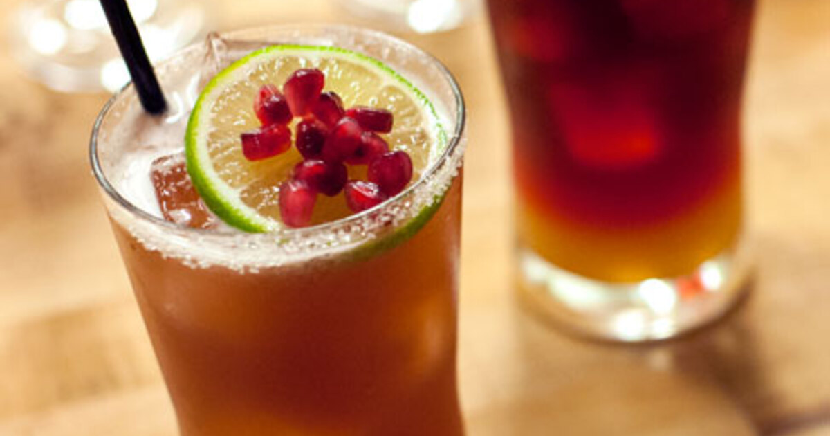 Vegan Pomegranate Margarita Mocktail | VegNews