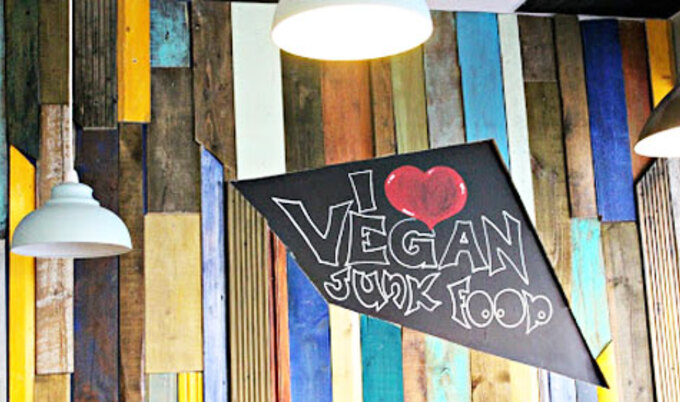 VegNews.VxBristol