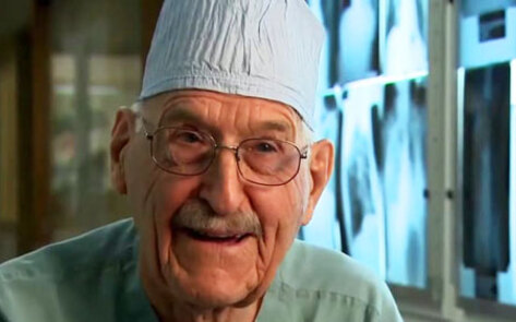 101-Year-Old Heart Surgeon Fueled by Veganism