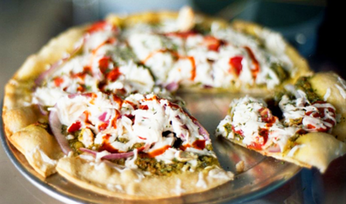 Customers Save Seattle Vegan Pizzeria