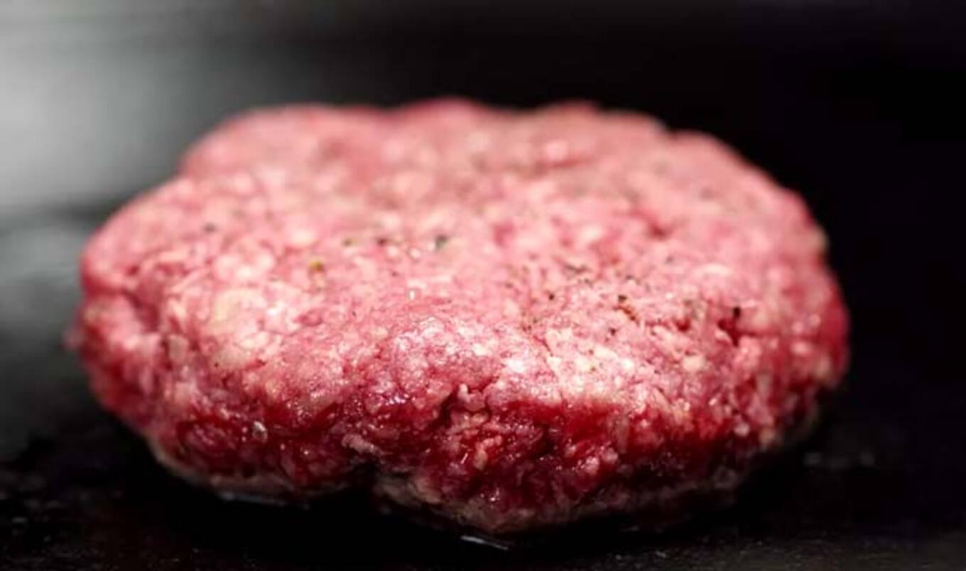 Canada's Top Newspaper Says the End of Meat is Near