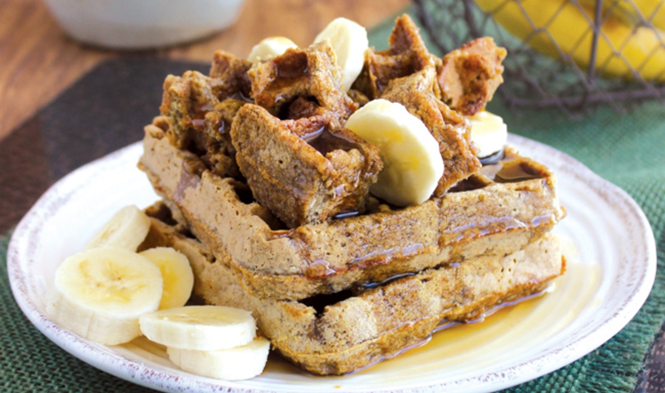 Vegan Banana Oat Waffles