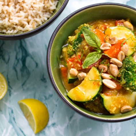 VegNews.ThaiVegetableCurry.HannahKaminsky