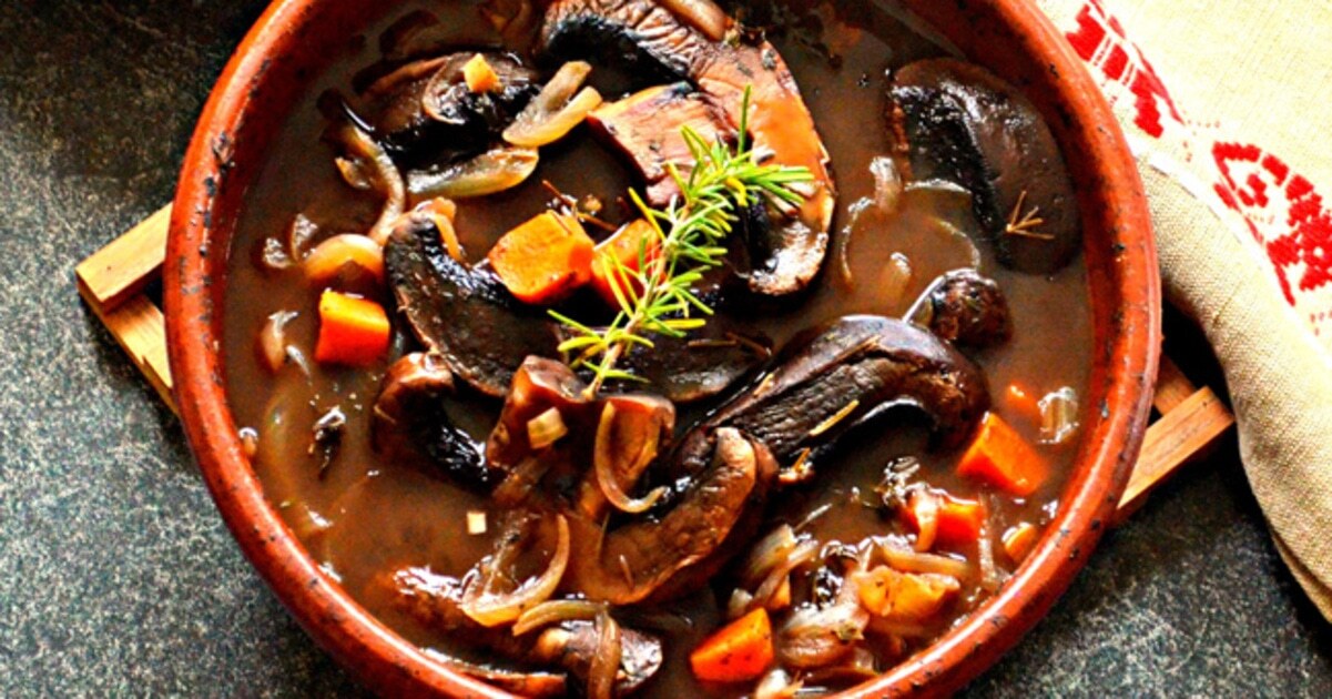 Vegan Portabello Pot Roast | VegNews