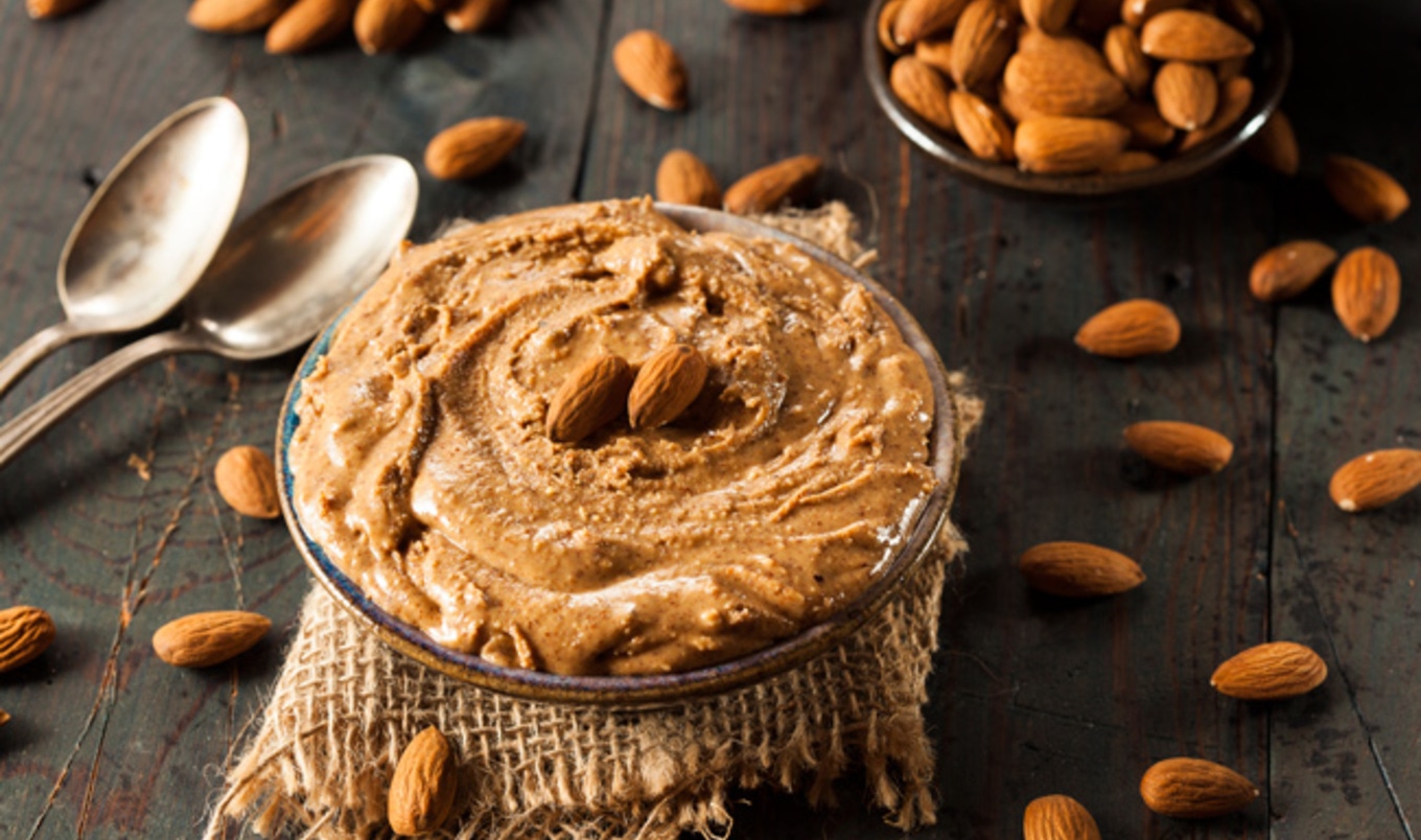 The Ultimate Guide to Vegan Nut Butters
