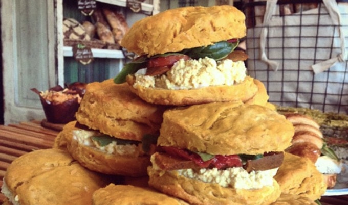 VegNews.BreadsOnOakBiscuits