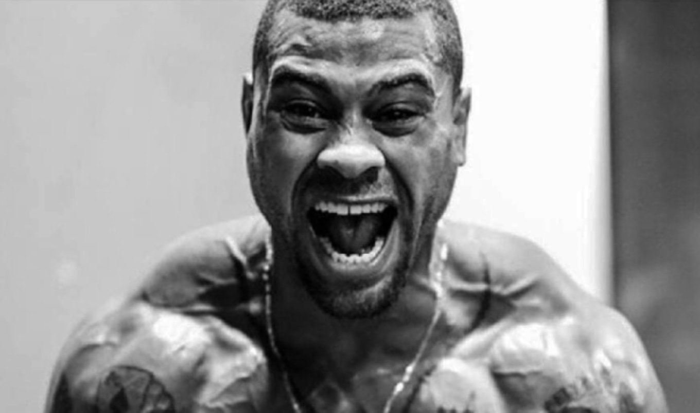 UFC Fighter Goes Vegan, Snags 15th Career Win