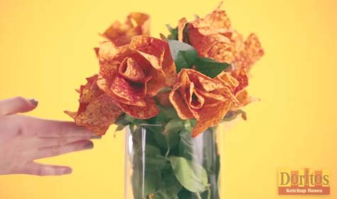 VegNews.DoritosRoses