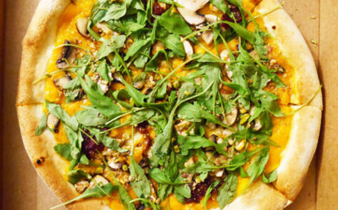 Europe's First Vegan Pizza Restaurant Adored by Diners