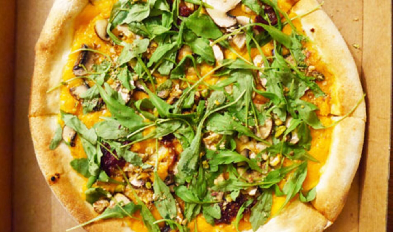 Europe's First Vegan Pizza Restaurant Adored by Diners