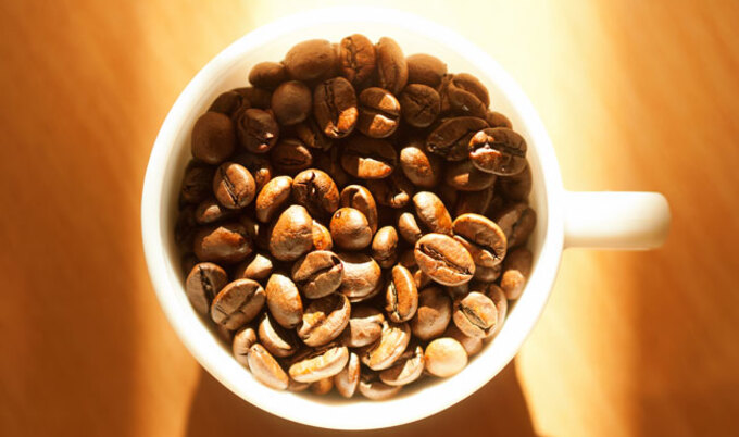 VegNews.CoffeeBeansMug