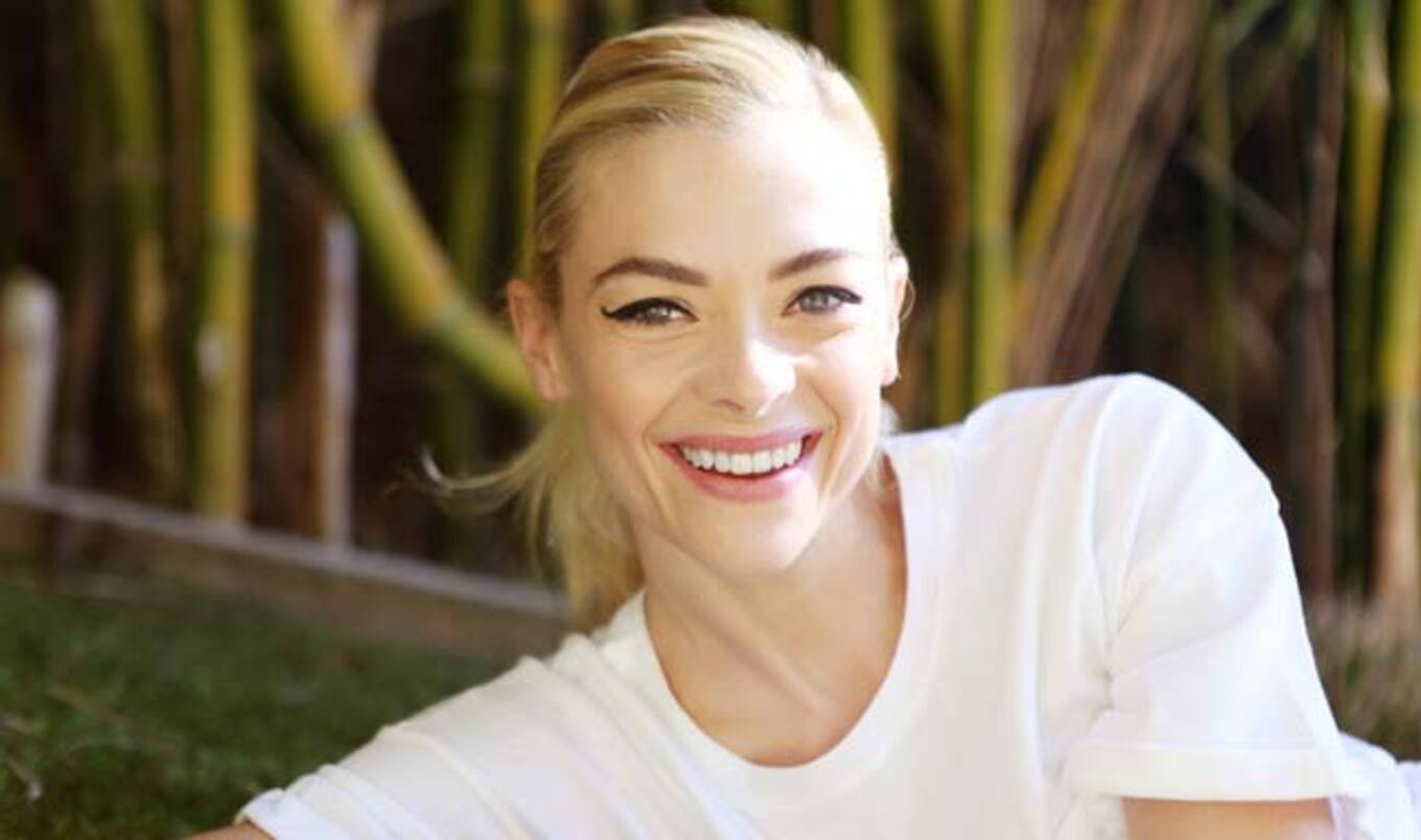 <i>Pearl Harbor</i> Actress to Launch Vegan Makeup Line
