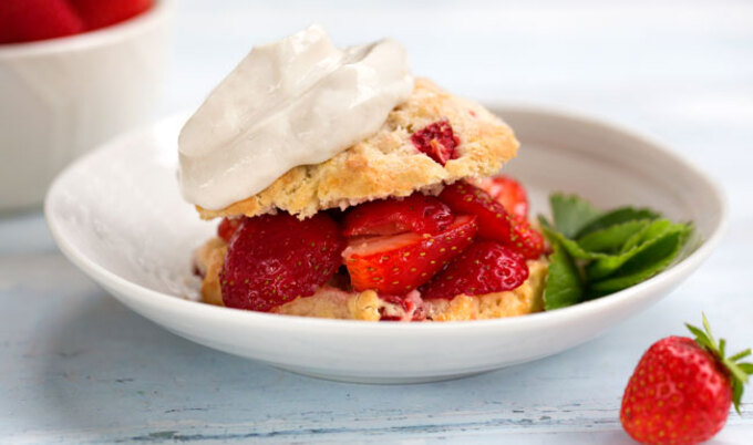 Vegan Strawberry Shortcake
