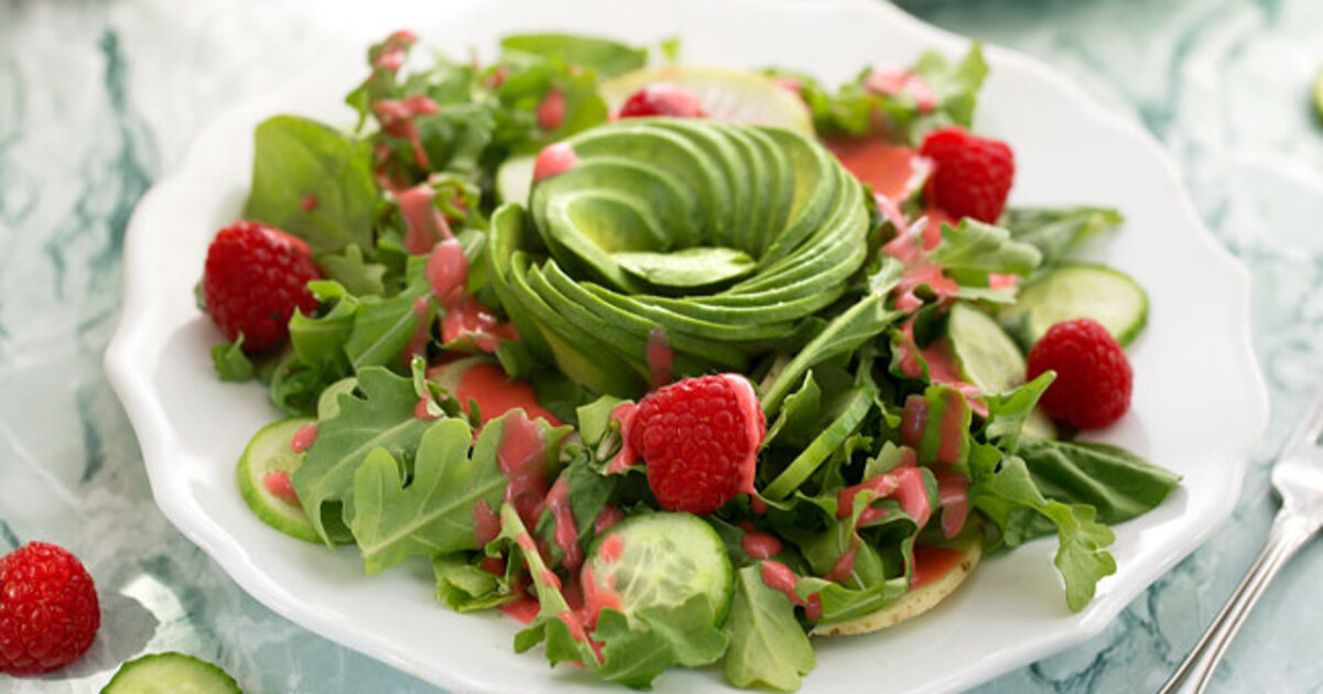 Spring Avocado Salad With Raspberry Vinaigrette | VegNews