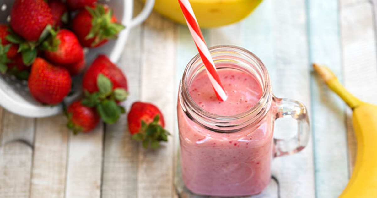 Strawberry Banana Orange Smoothie | VegNews
