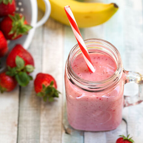 Vegan Strawberry-Banana Smoothie