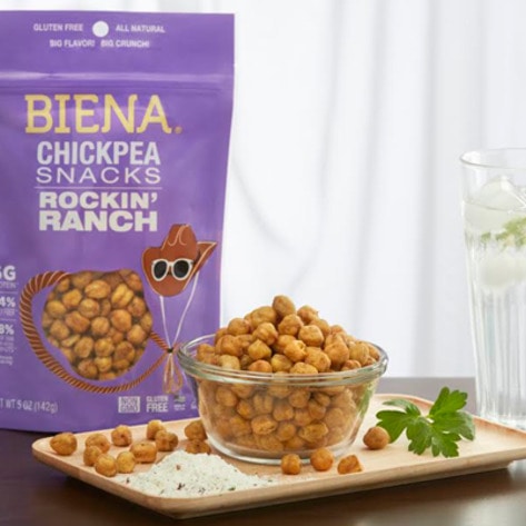 VegNewsBienaRockinRanch
