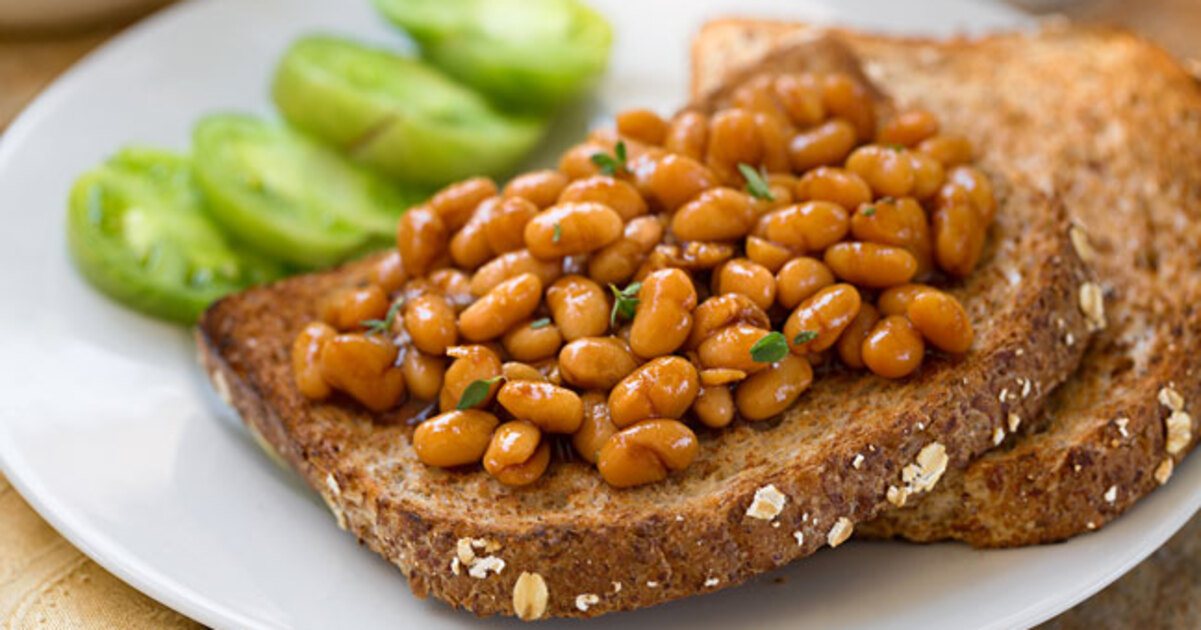 Home-Cooked Maple Baked Beans | VegNews