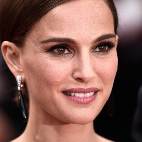 Natalie Portman Touts Paris' Vegan Evolution