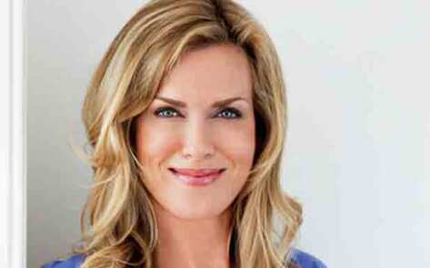 Prominent Author Named "Vegan of the Year"