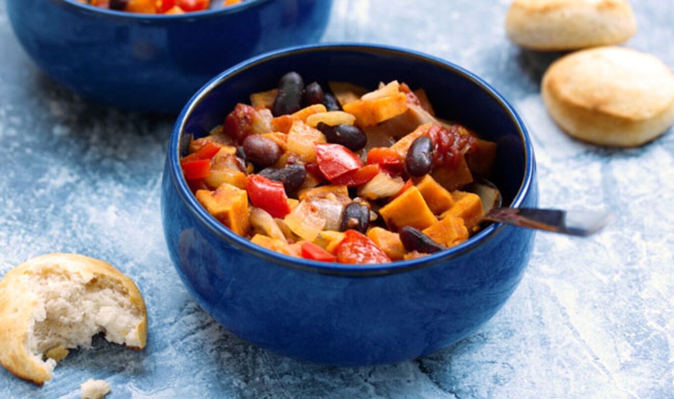 Sweet Potato Chili With Tomatoes and Kidney Beans