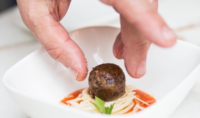 VegNews.MemphisMeatsMeatball